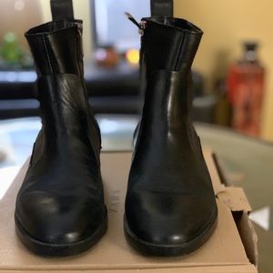 Zara Leather Ankle boots